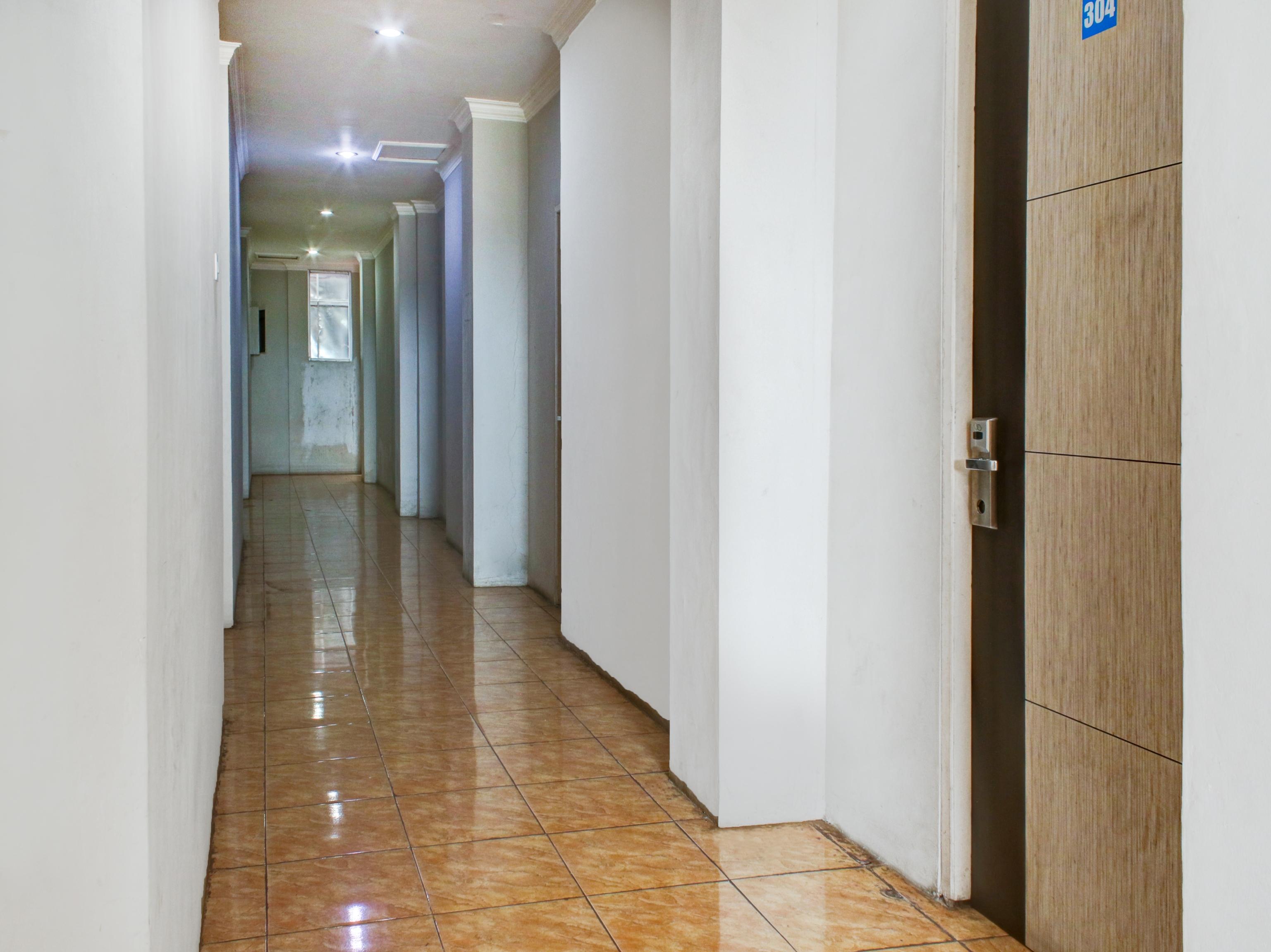 Reddoorz Syariah Near Q-Mall Banjarbaru Martapura  Екстериор снимка